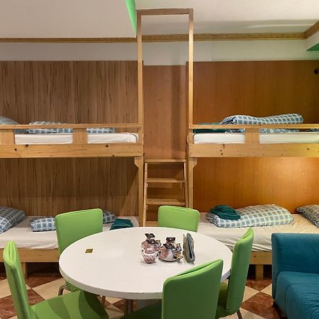 Viktoria Hostel Vienna Luaran gambar