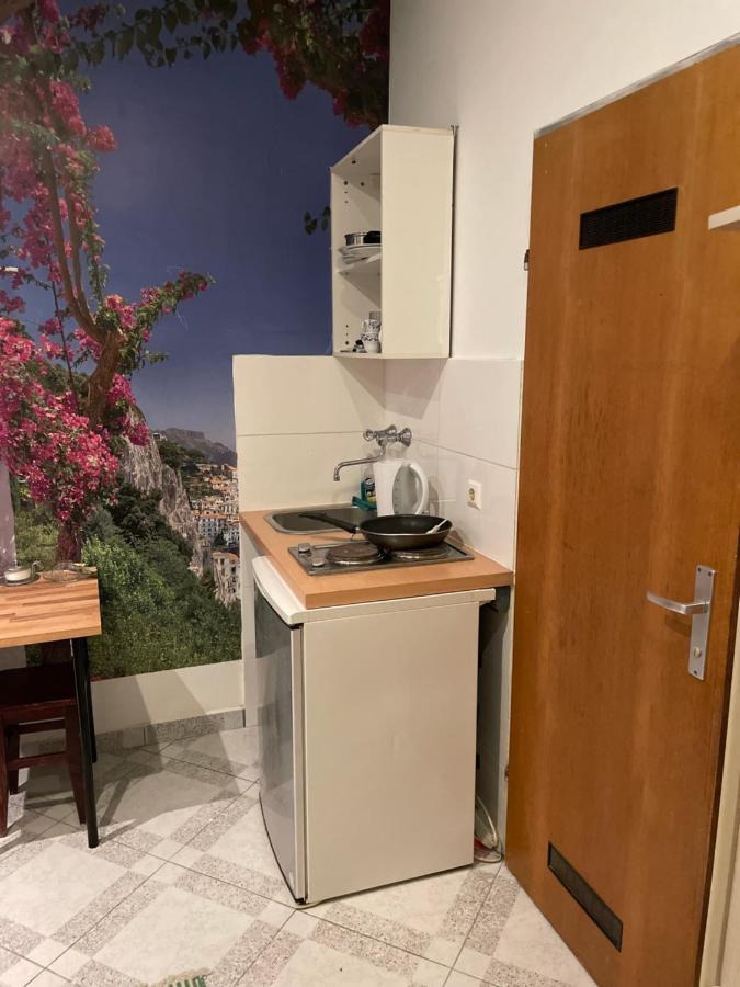 Viktoria Hostel Vienna Luaran gambar