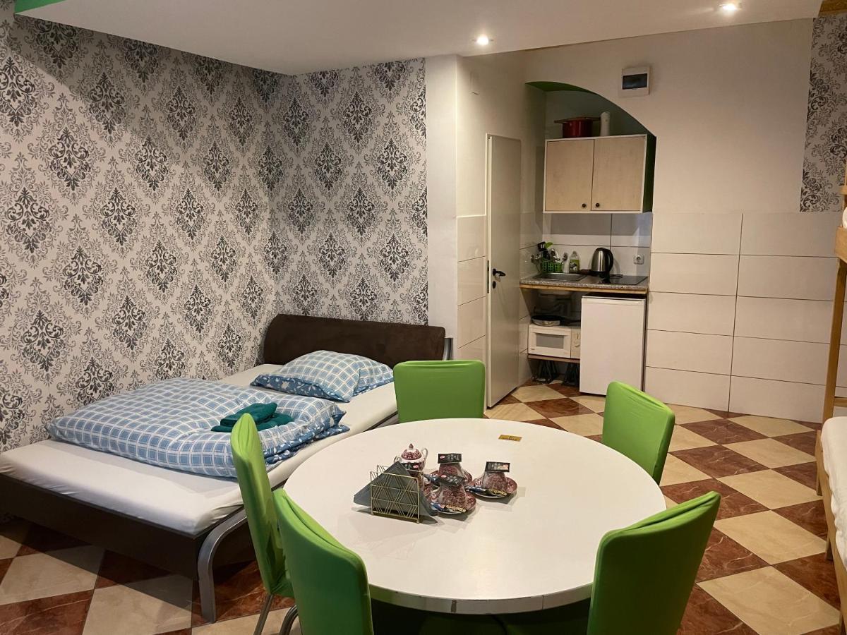 Viktoria Hostel Vienna Luaran gambar