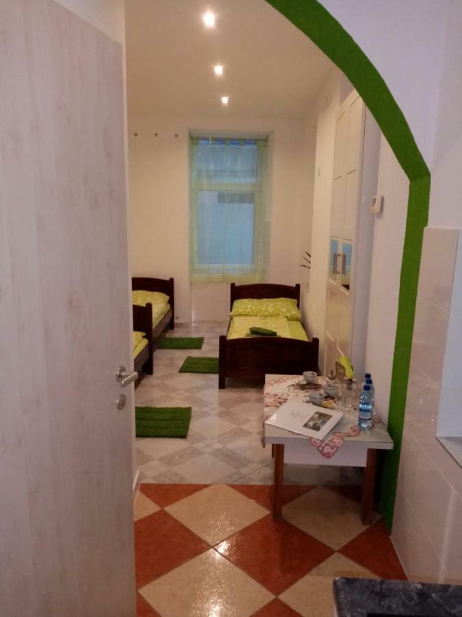 Viktoria Hostel Vienna Luaran gambar
